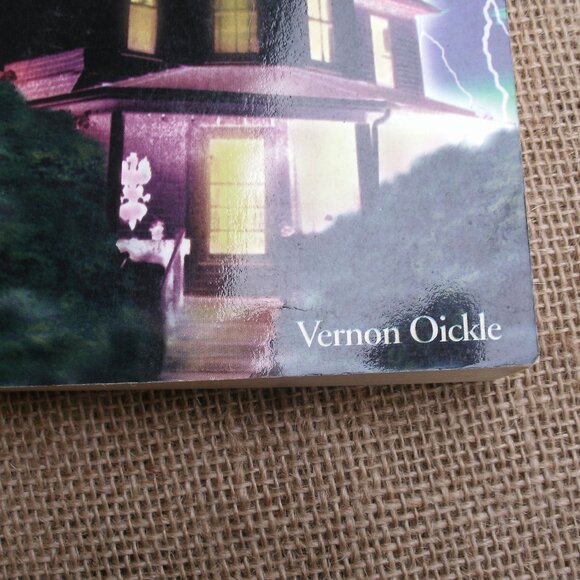 Ghost Stories of the Maritimes by Vernon Oickle paperback - Picture 16 of 16